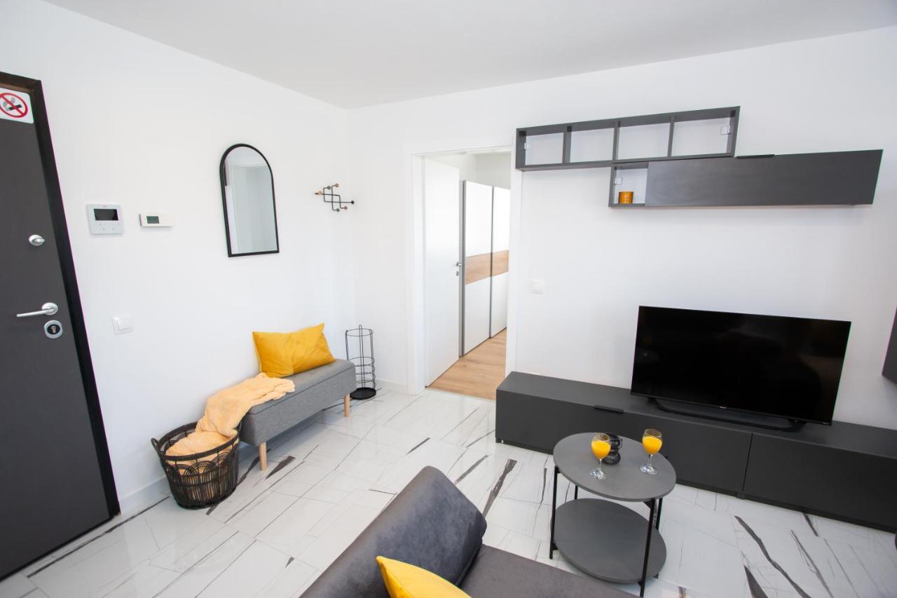 Apartmani Kac Карловац Экстерьер фото