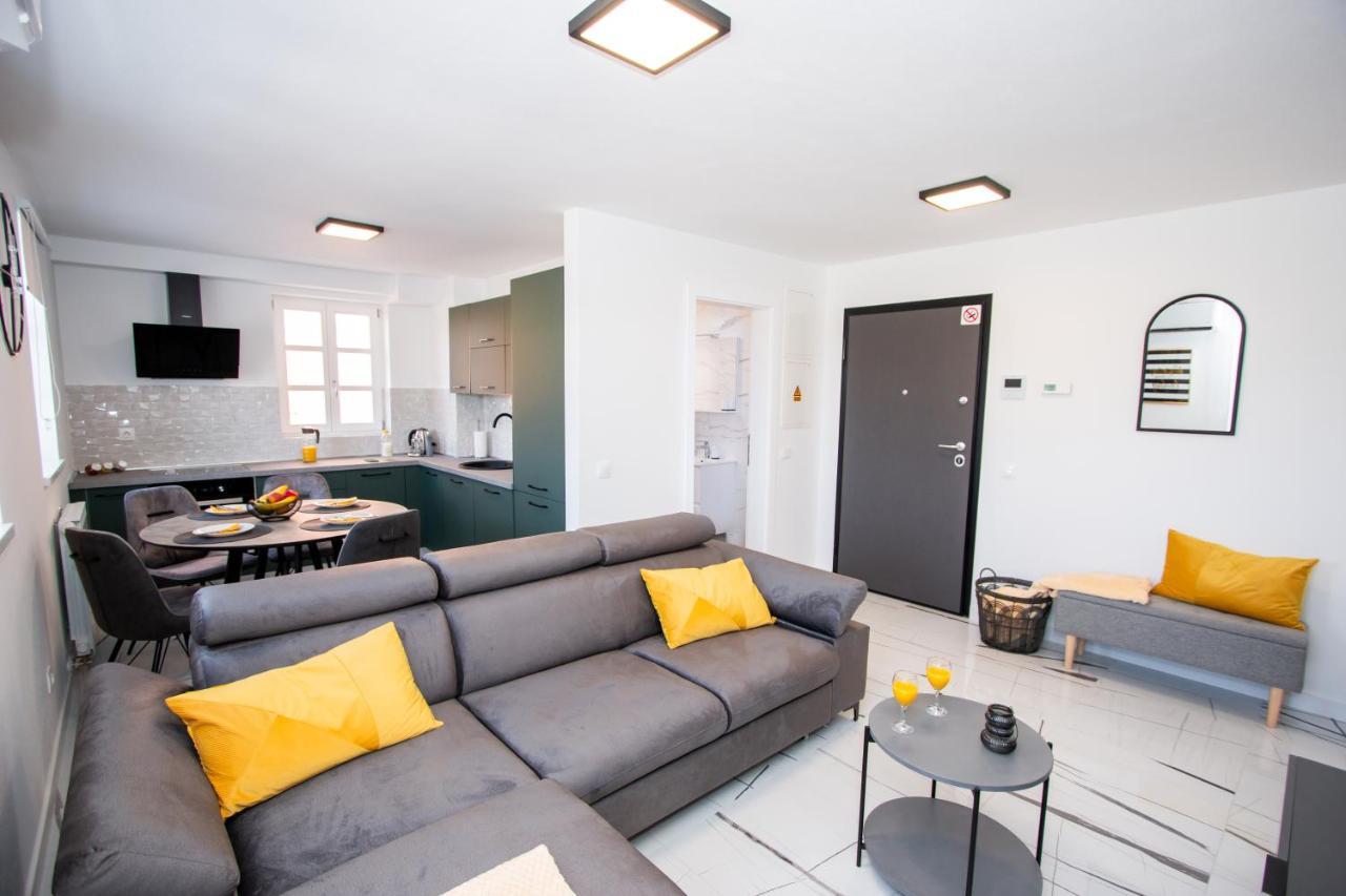 Apartmani Kac Карловац Экстерьер фото