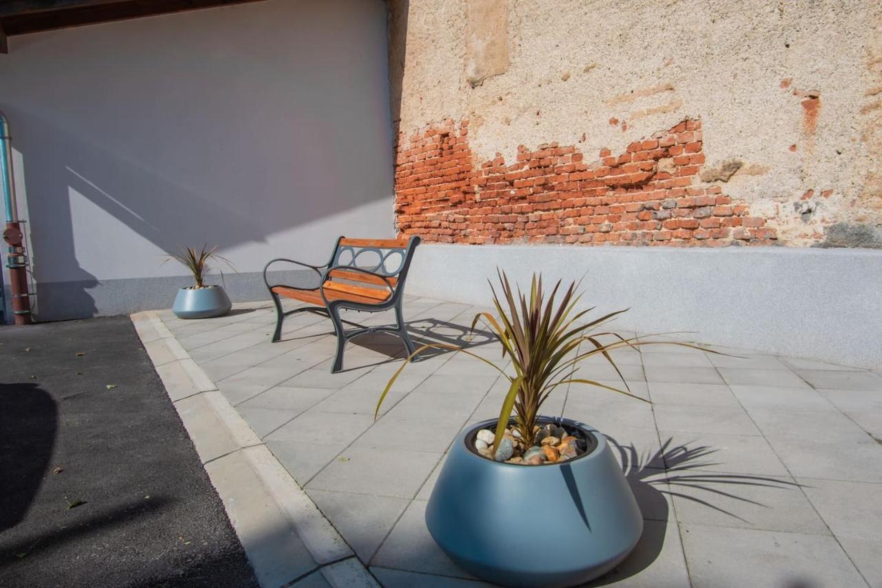 Apartmani Kac Карловац Экстерьер фото
