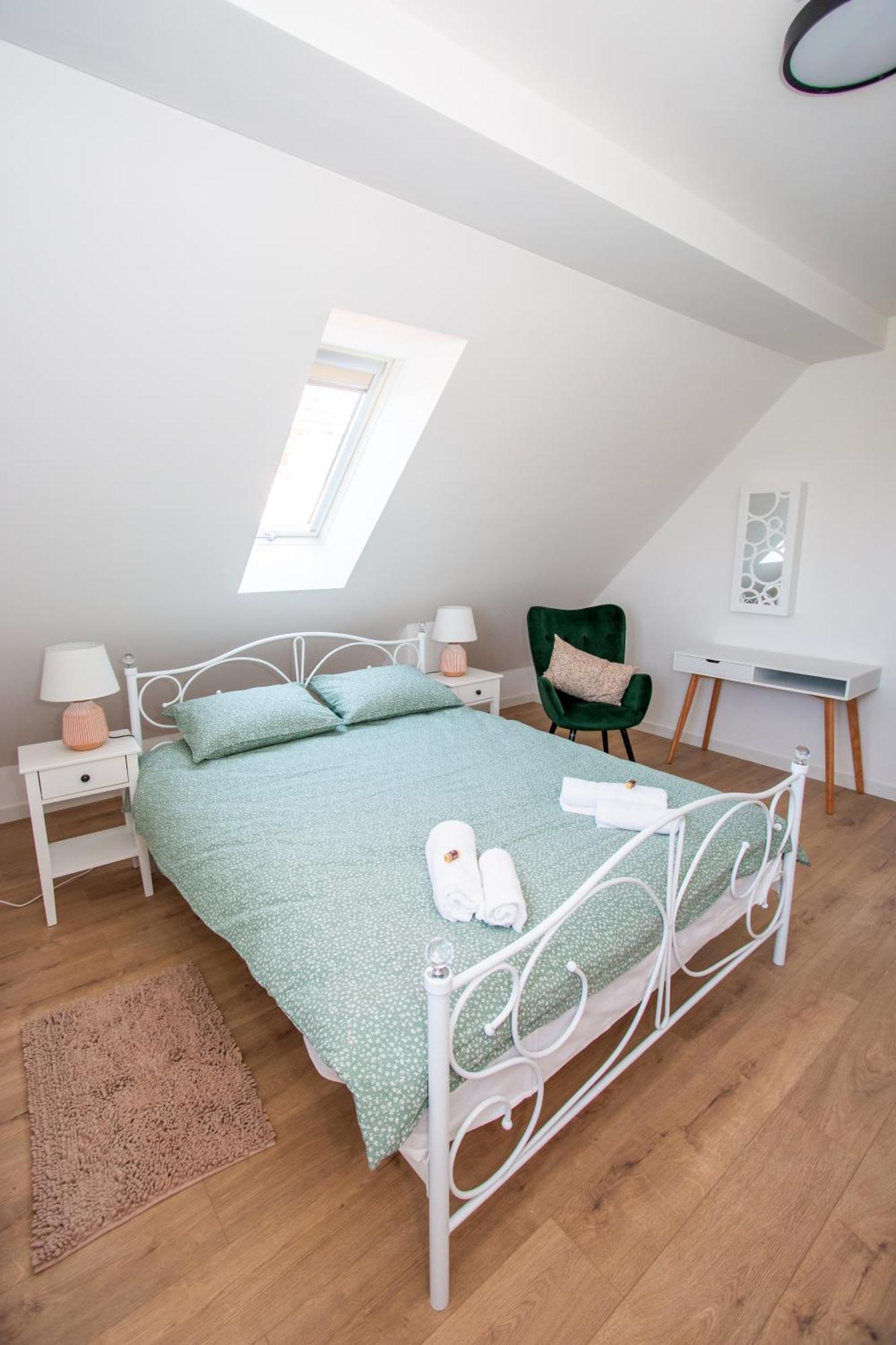 Apartmani Kac Карловац Экстерьер фото