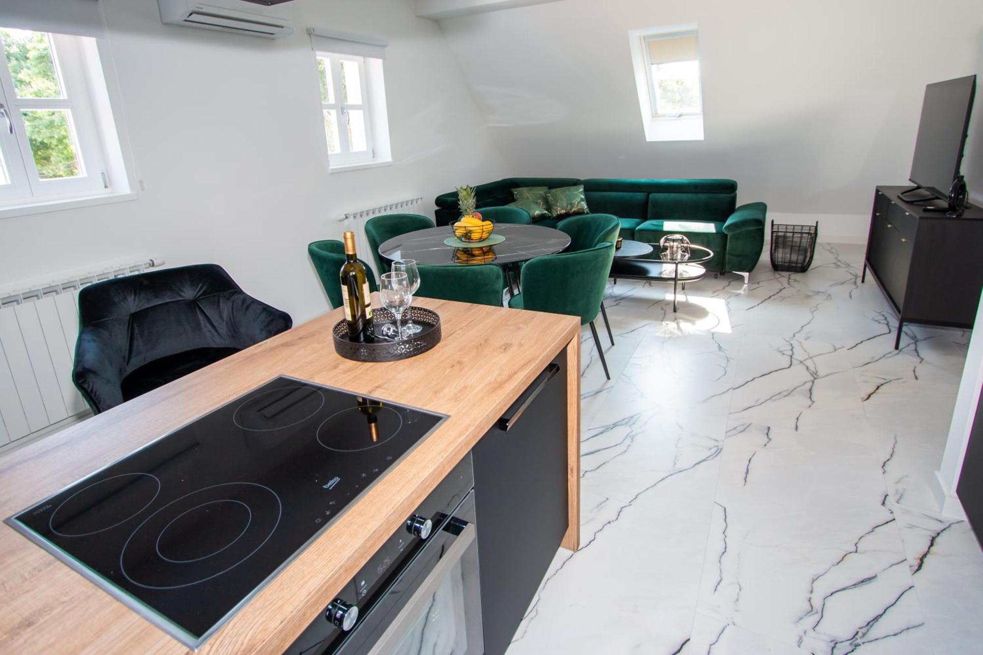 Apartmani Kac Карловац Экстерьер фото